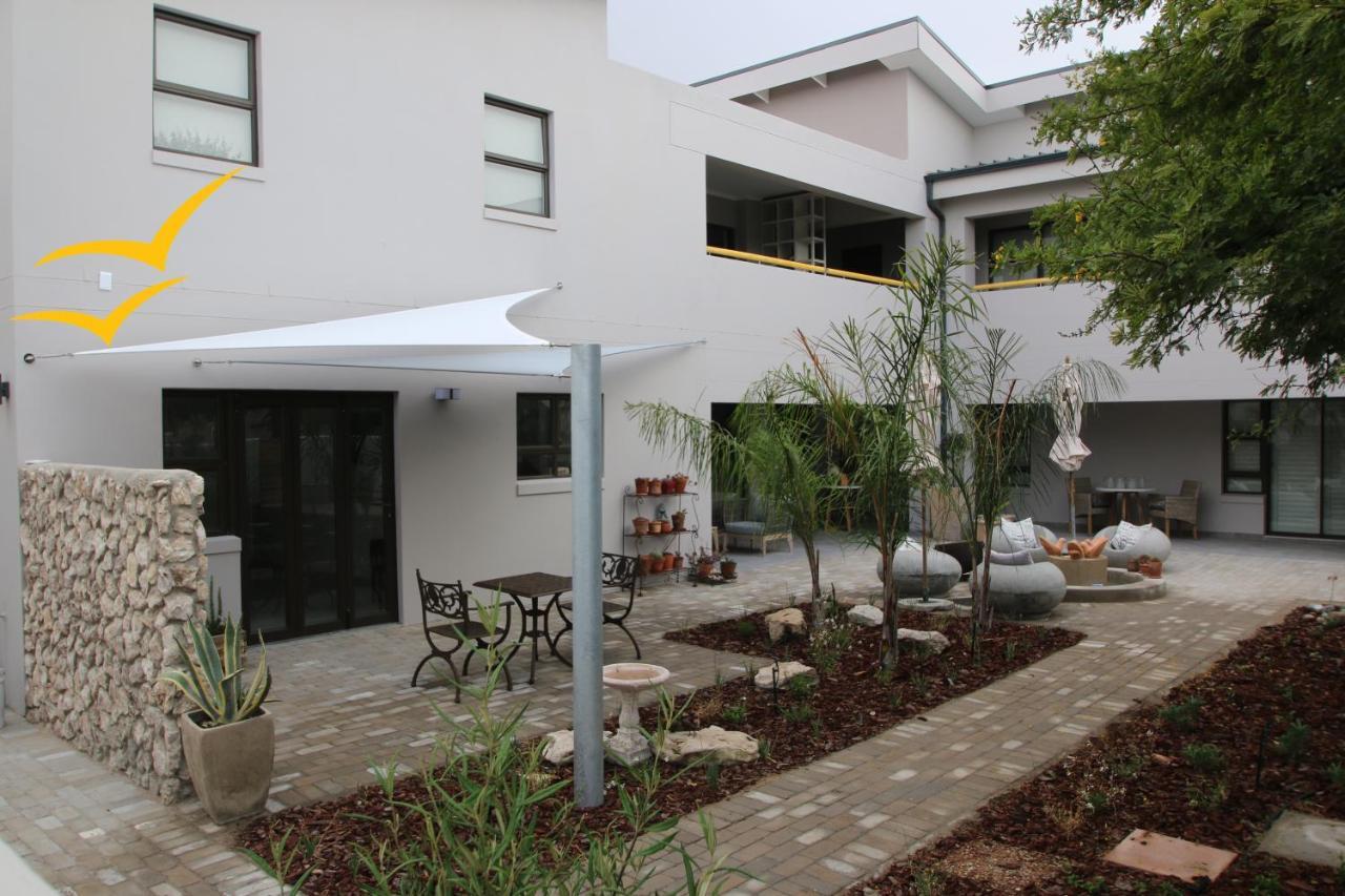 Albatross Guesthouse 兰格班 外观 照片