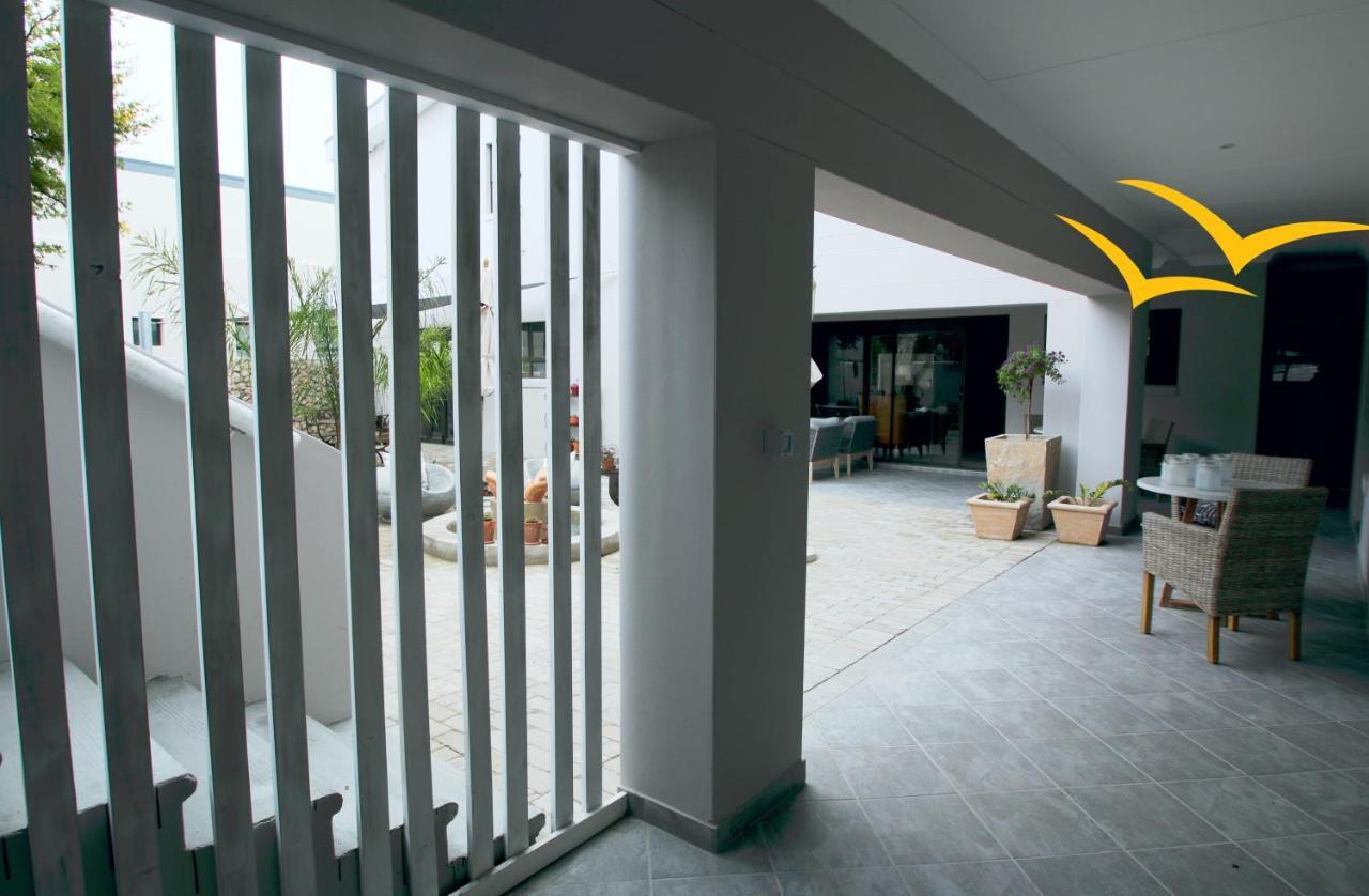 Albatross Guesthouse 兰格班 外观 照片